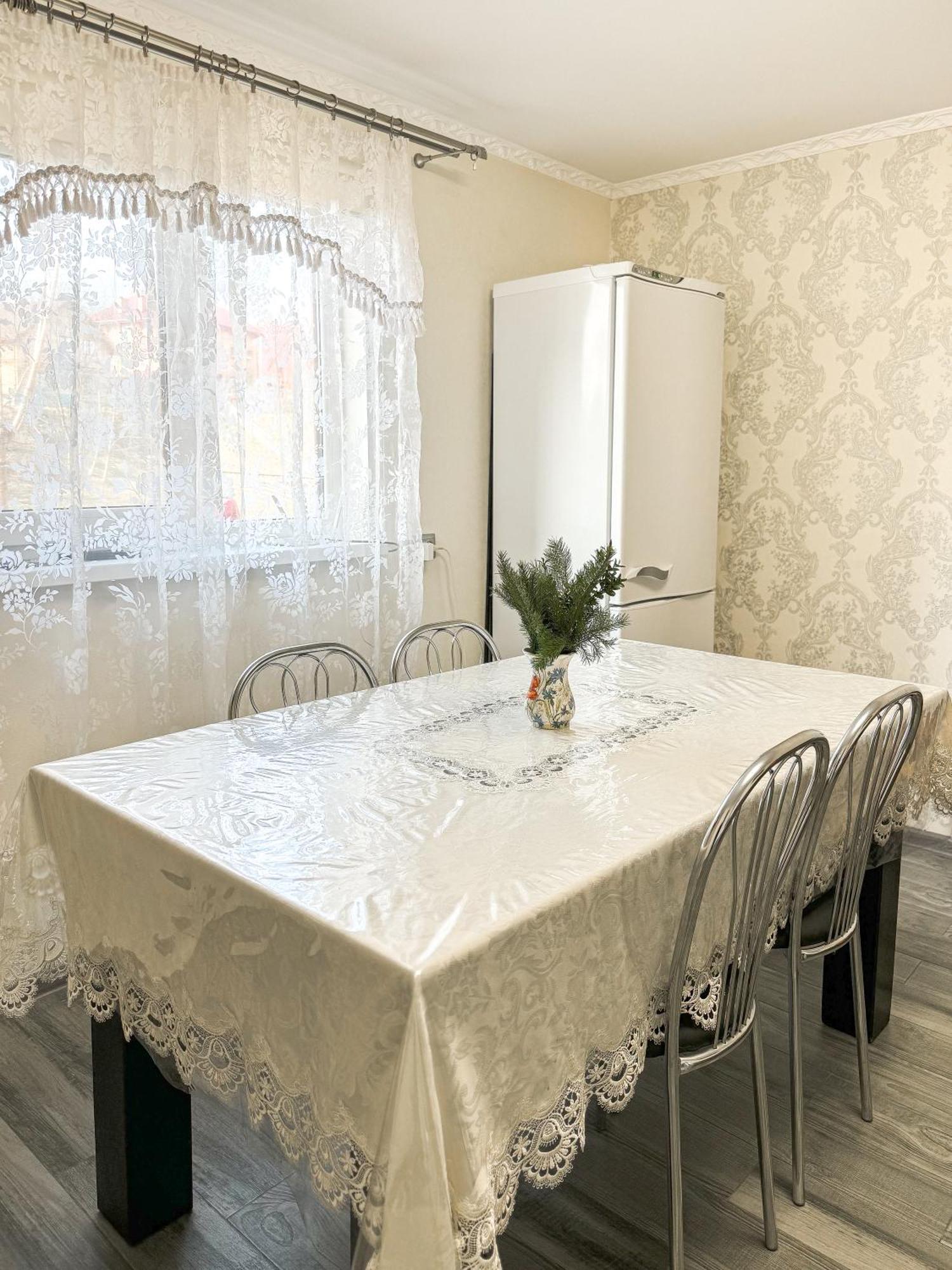 Софія Yasinya Extérieur photo